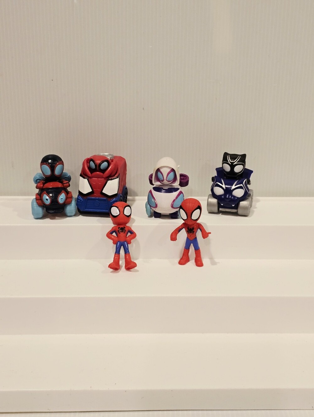 Marvel Spidey & His Amazing Friends Web Squad Racers and Figure Set